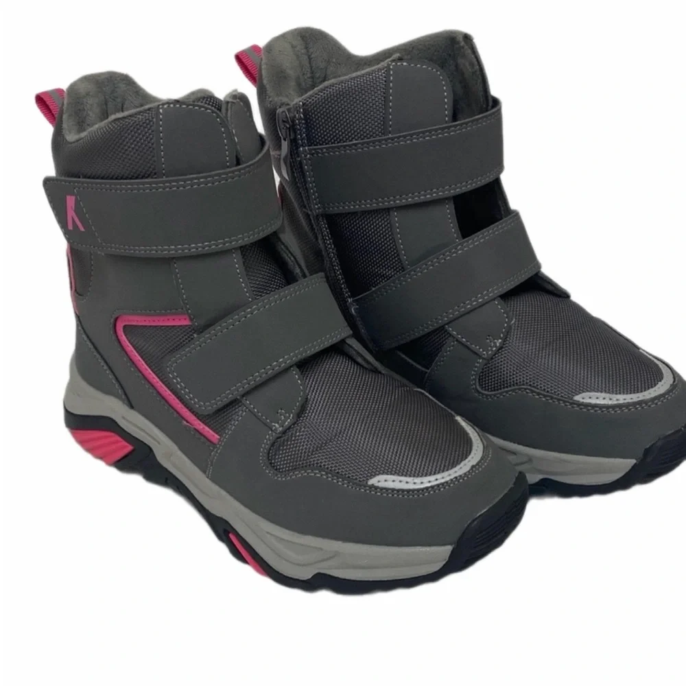 Komforme Kid’s Gray and Pink Girl’s Snow Boots size 4